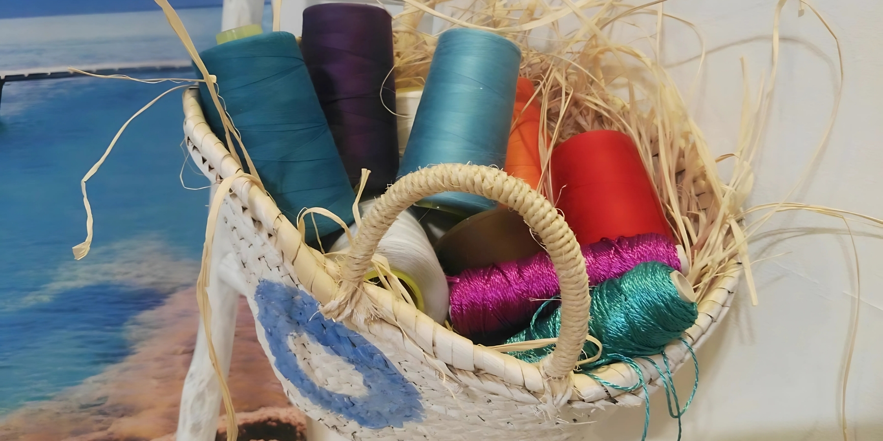 Sandalias abotinadas hechas en España con diseño contemporáneo
